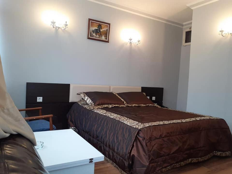 Tac Hotel
