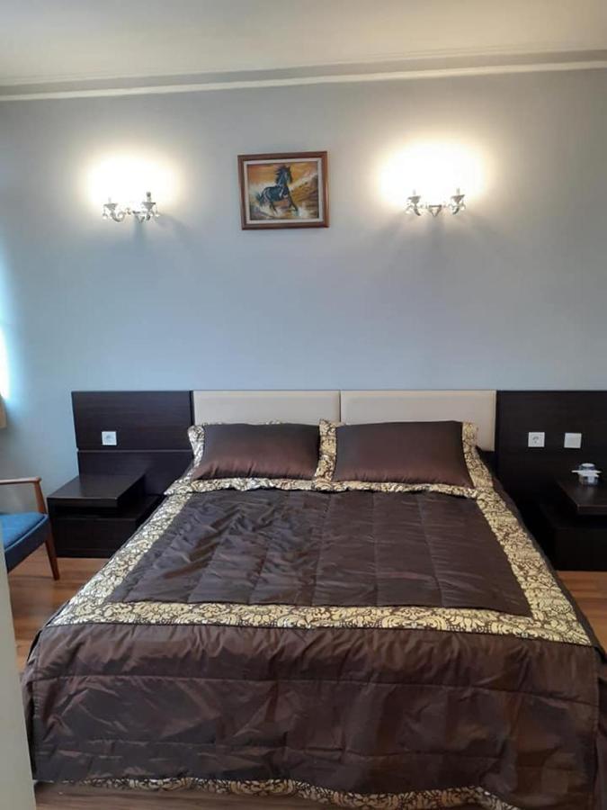 Tac Hotel